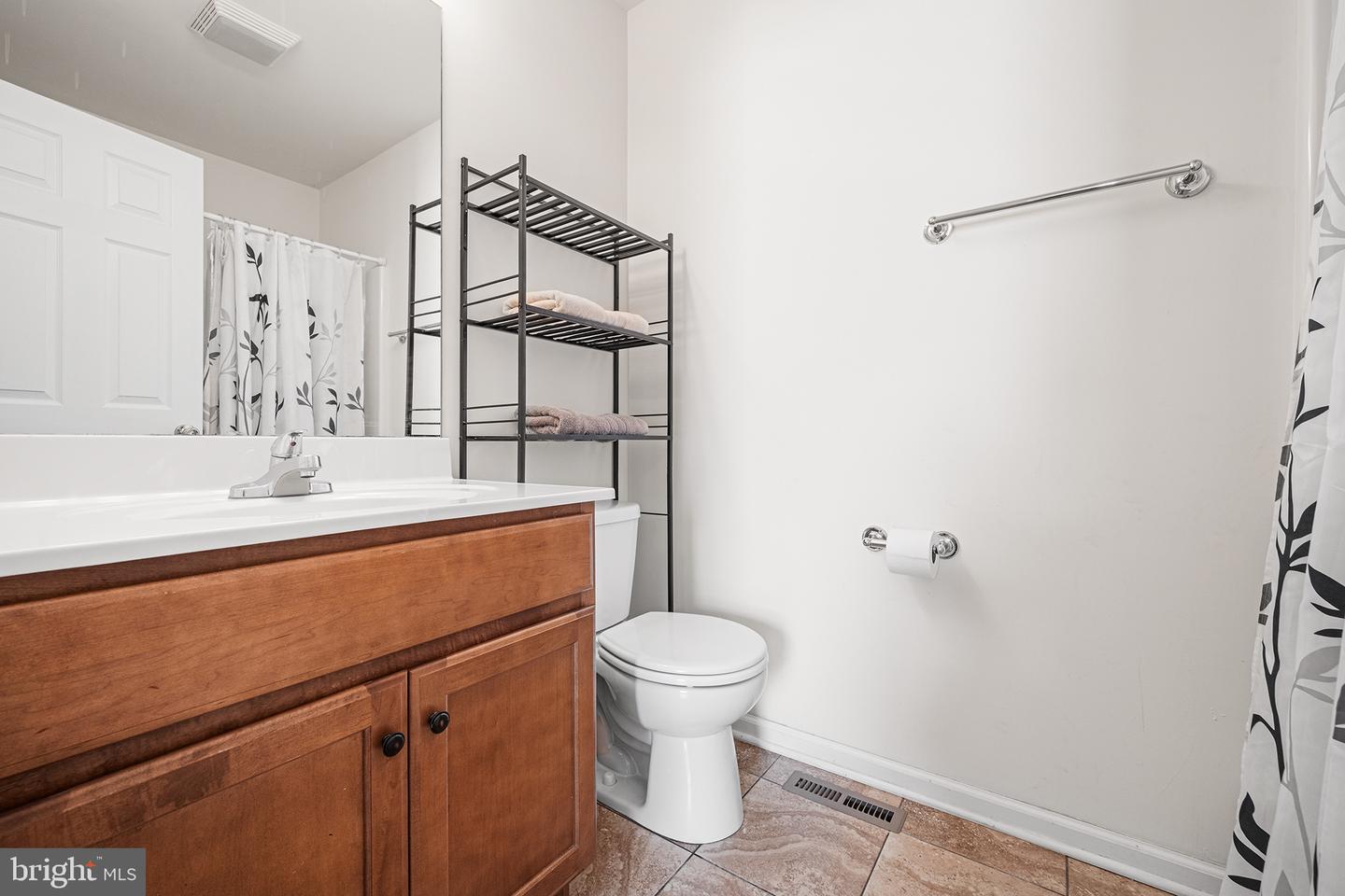 1537 Crest Park Ct Property Photo 23