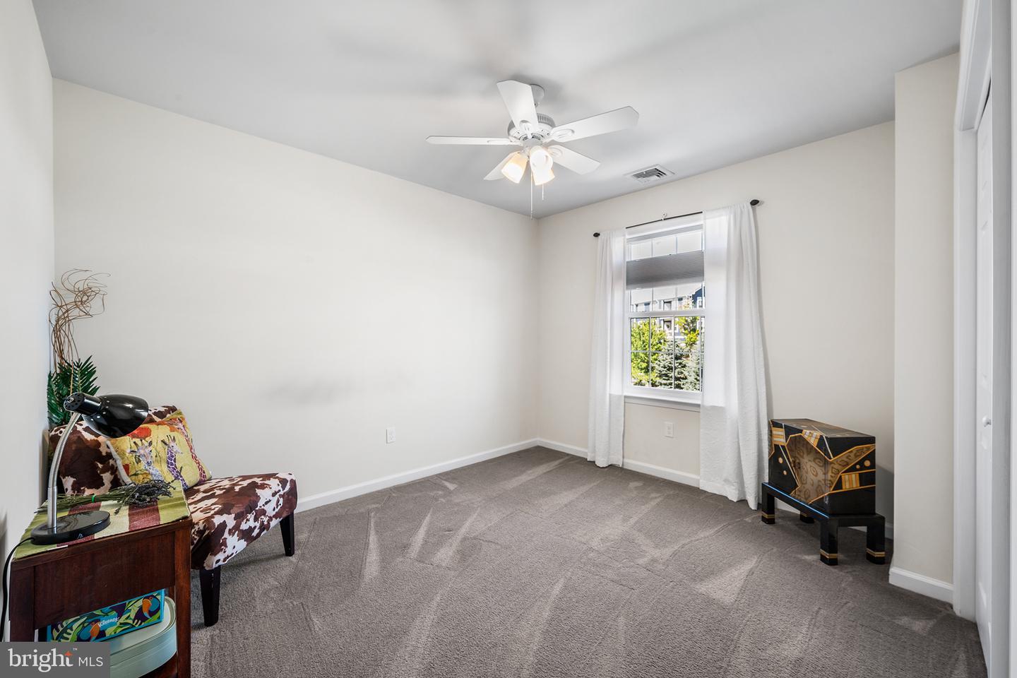 2226 Huntington Ln Property Photo 16