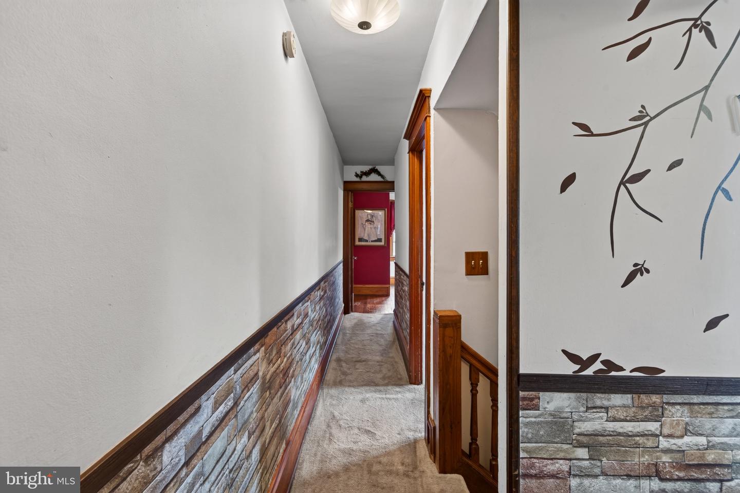 2221 Fairview Property Photo 18