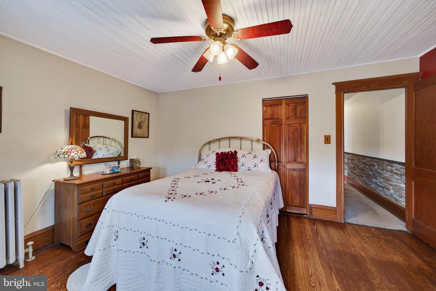 2221 Fairview Property Photo 20