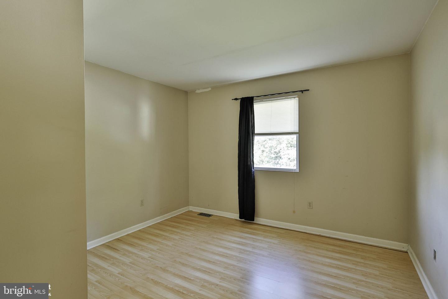 340 Avon St Property Photo 32