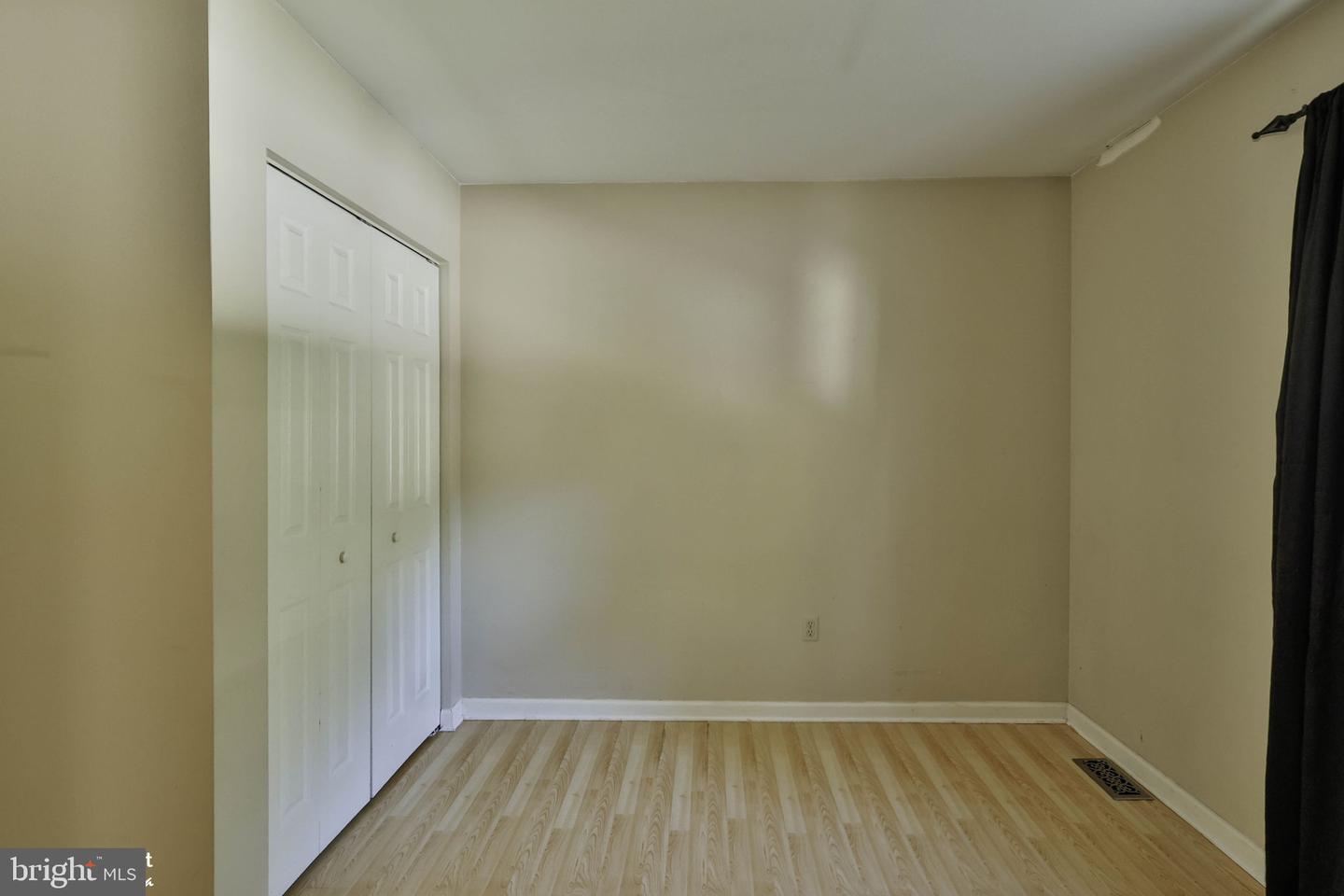 340 Avon St Property Photo 33