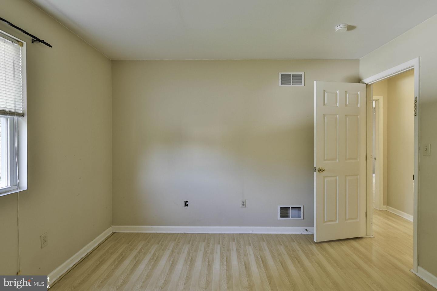 340 Avon St Property Photo 36