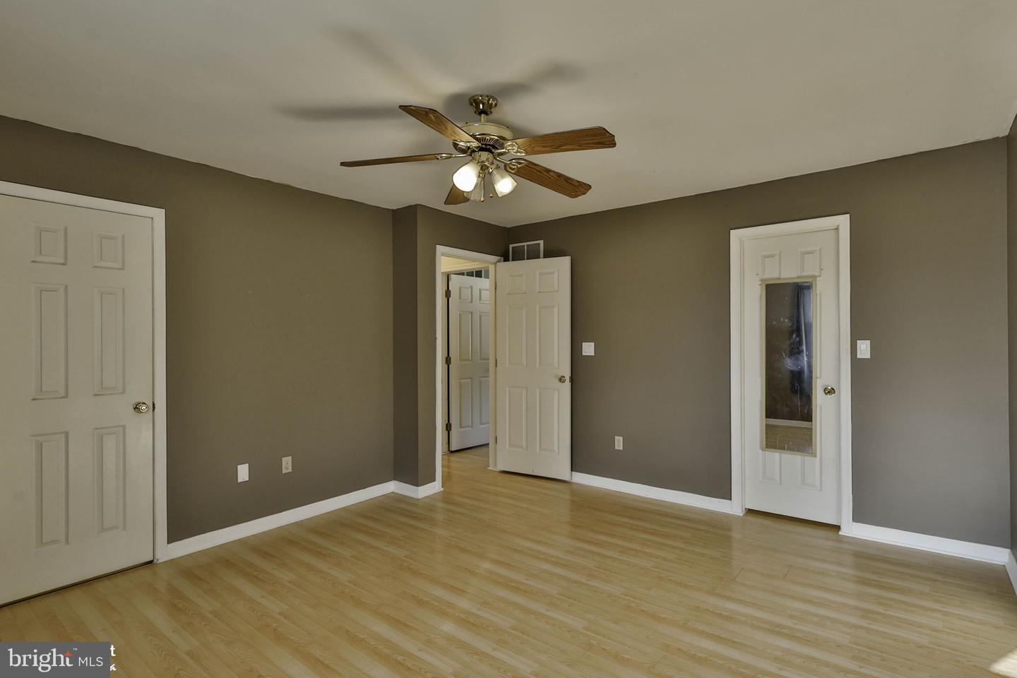 340 Avon St Property Photo 43