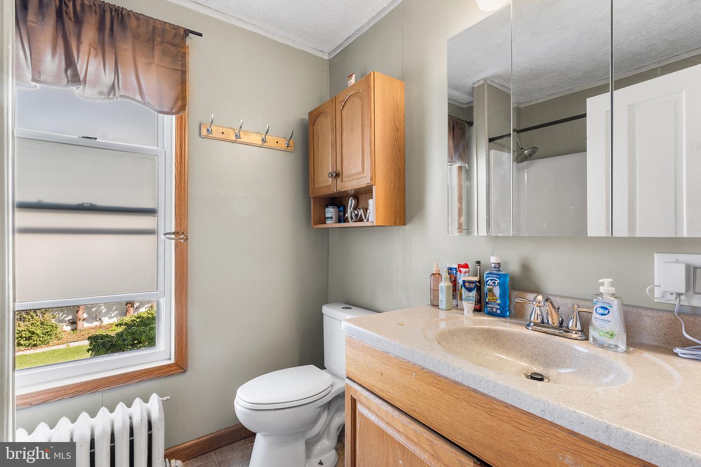 1747 Main St Property Photo 16