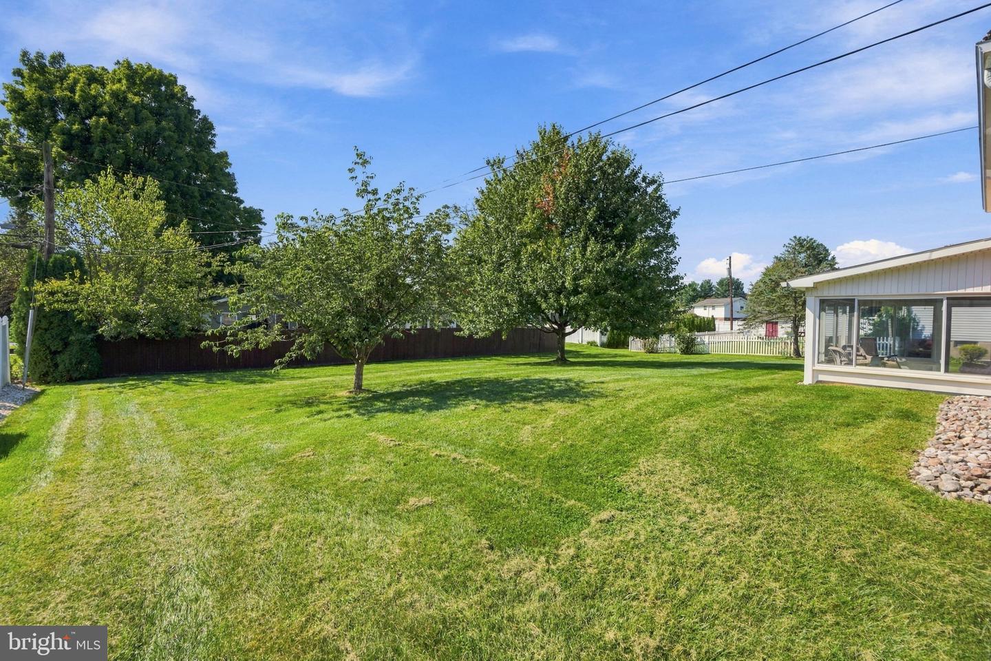 1543 Stoke Park Rd Property Photo 11