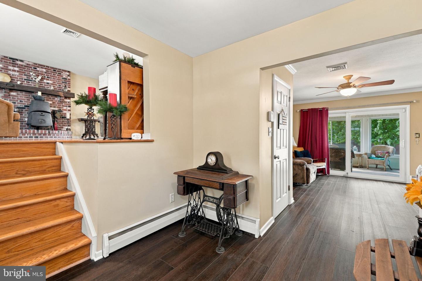 1543 Stoke Park Rd Property Photo 12