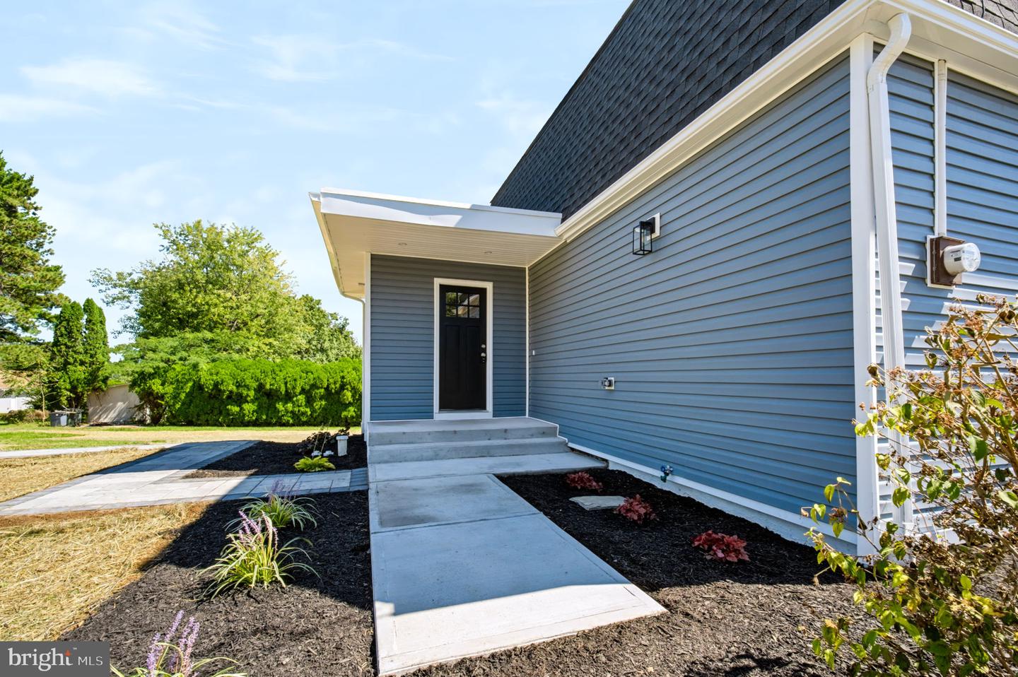 3105 Washington St Property Photo 4