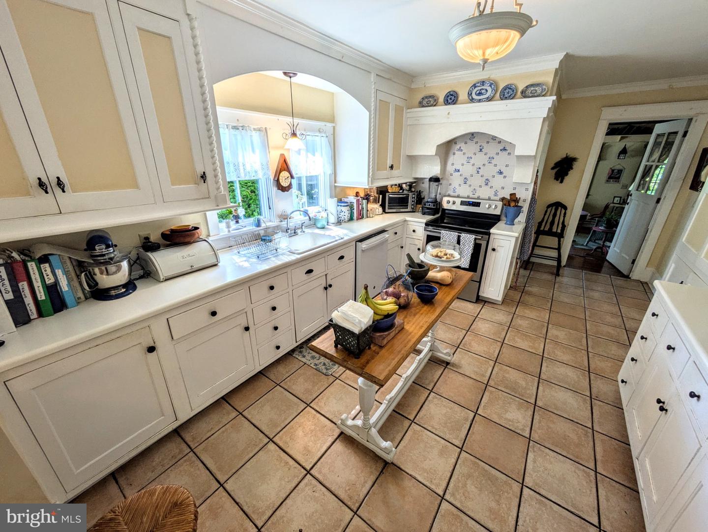 1731 Howell Rd Property Photo 8