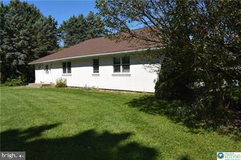 4035 Devonshire Rd Property Photo 2