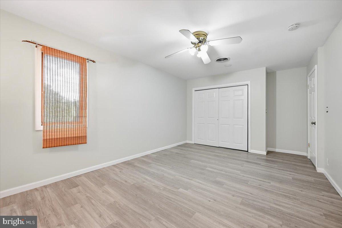136 E West St Property Photo 23