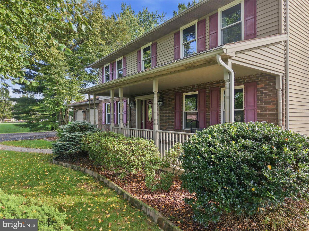 714 Lexington Rd Property Photo 4