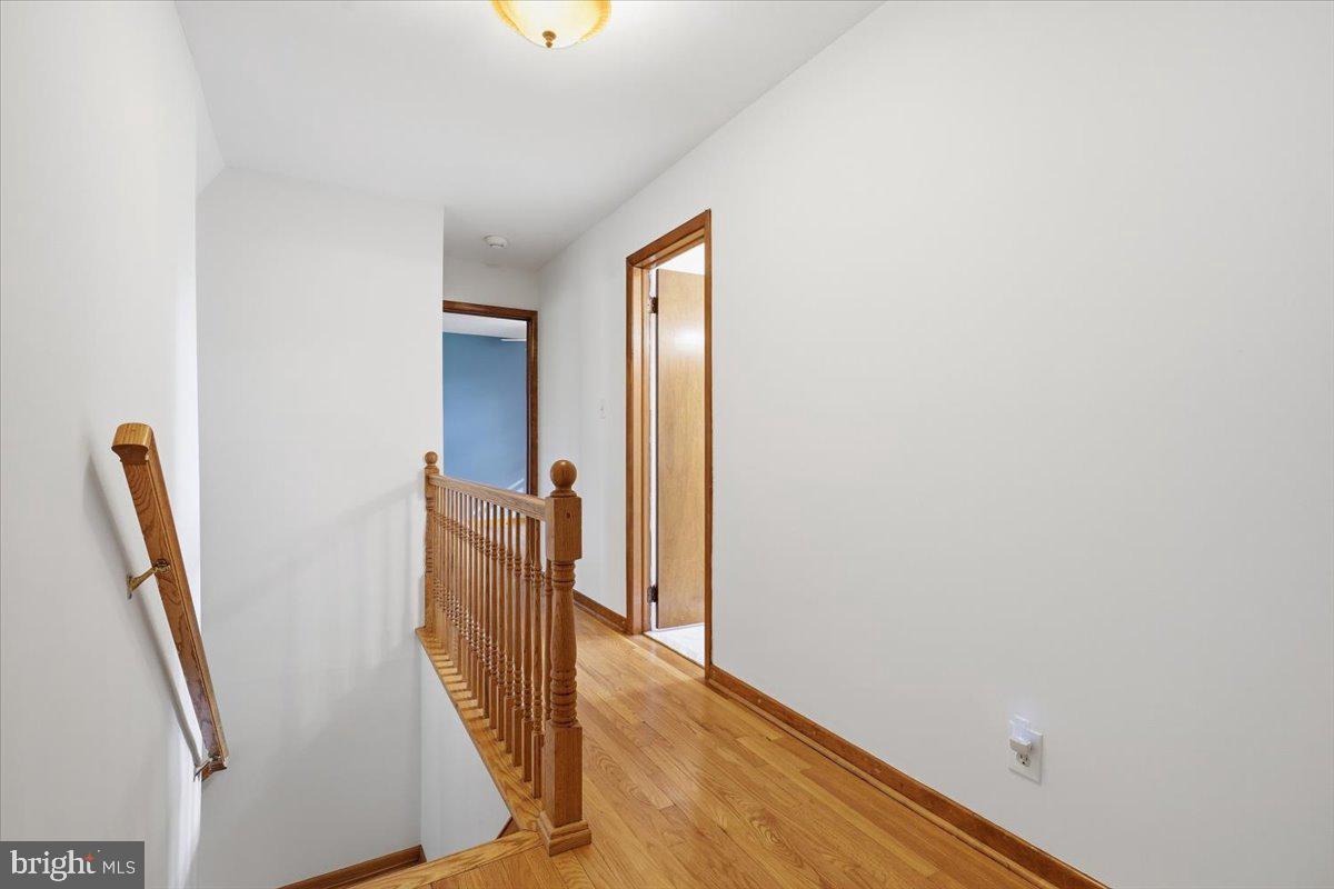 714 Lexington Rd Property Photo 34