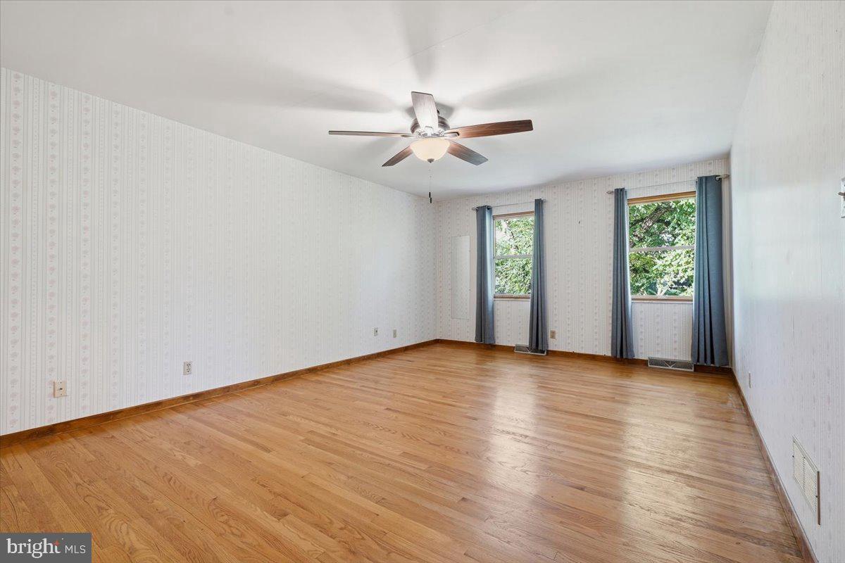 714 Lexington Rd Property Photo 39