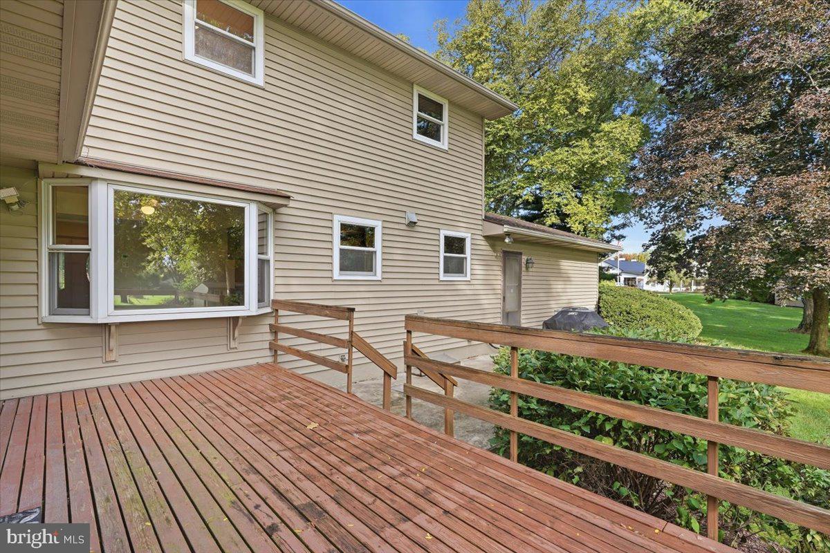 714 Lexington Rd Property Photo 63
