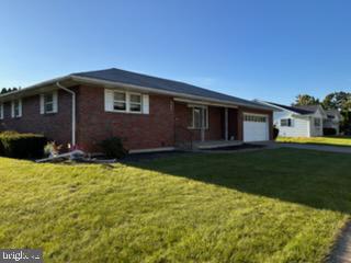2433 High Point Dr Property Photo 1