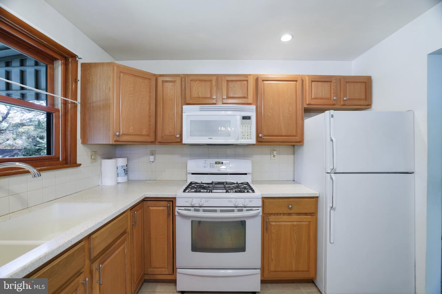 1539 Spring Garden St Property Photo 12