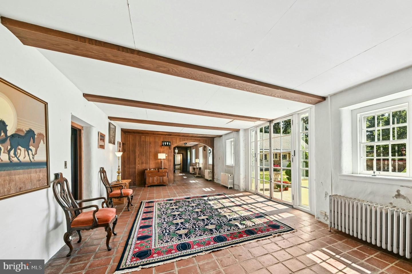 1807 Apple Tree Ln Property Photo 9