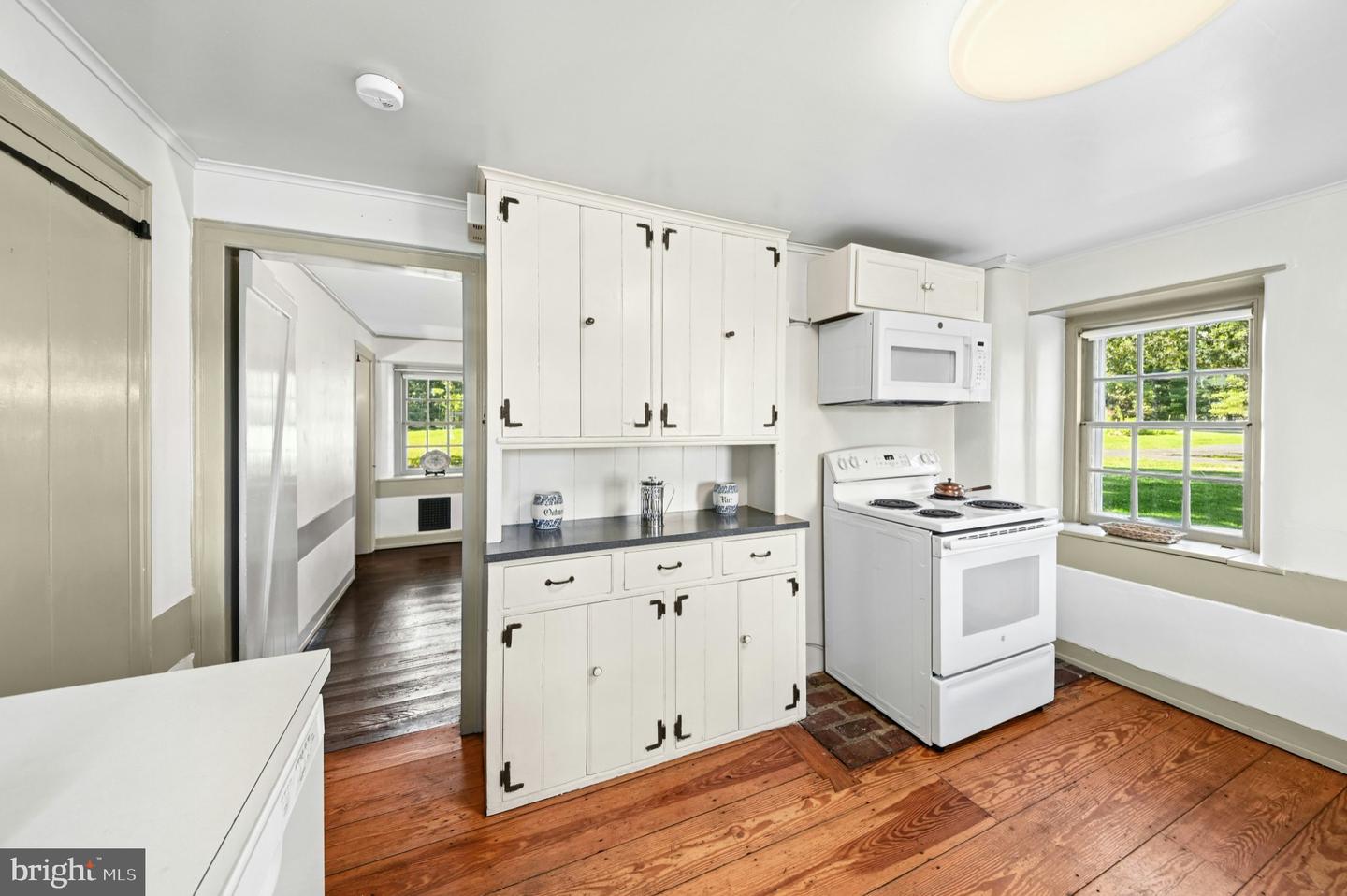 1807 Apple Tree Ln Property Photo 30