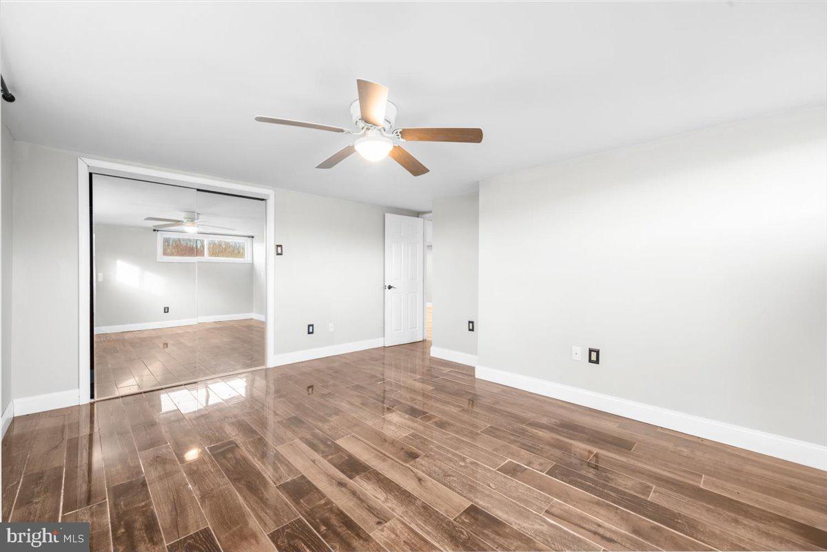 988 N Hoch Rd Property Photo 21