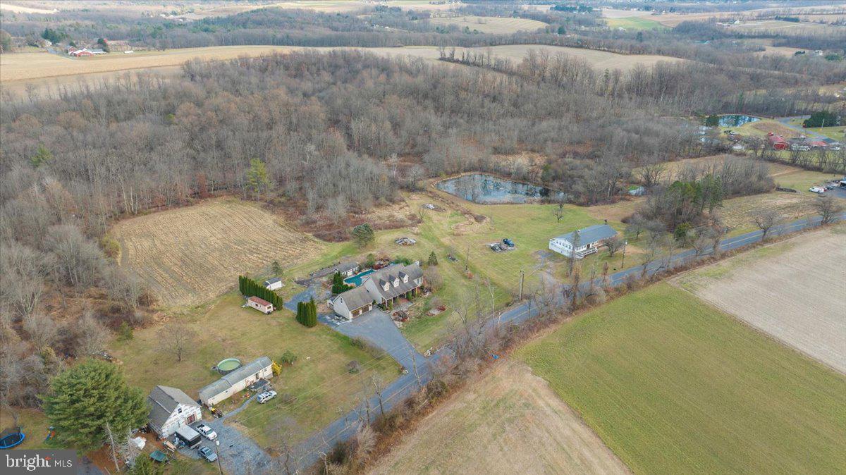 988 N Hoch Rd Property Photo 31