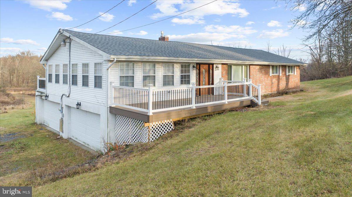 988 N Hoch Rd Property Photo 32