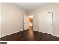 16 Centre Sq #3e Property Photo 6