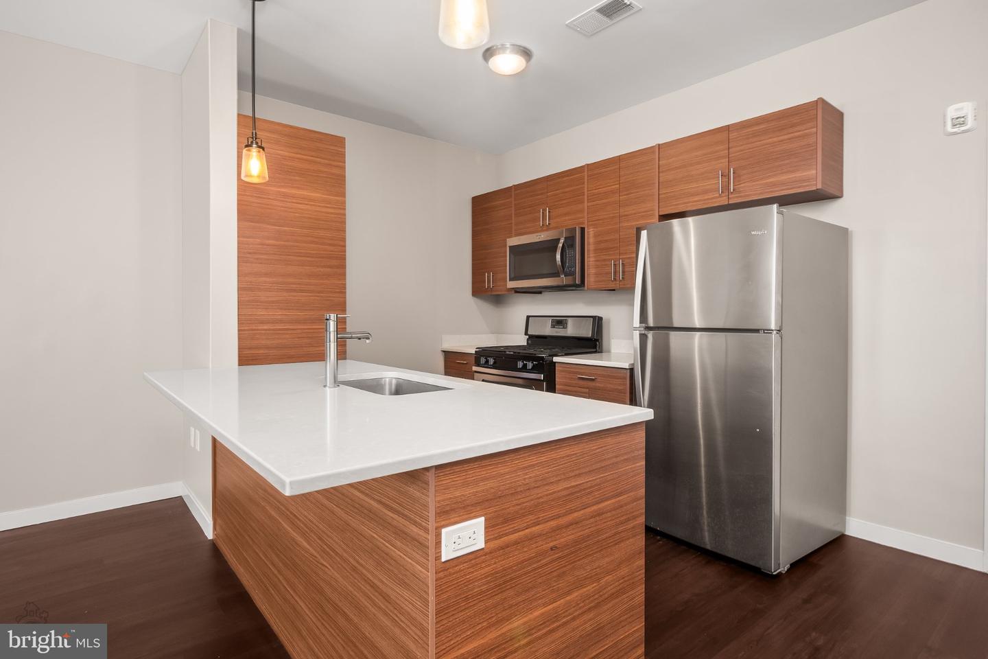 16 Centre Sq #3e Property Photo 16