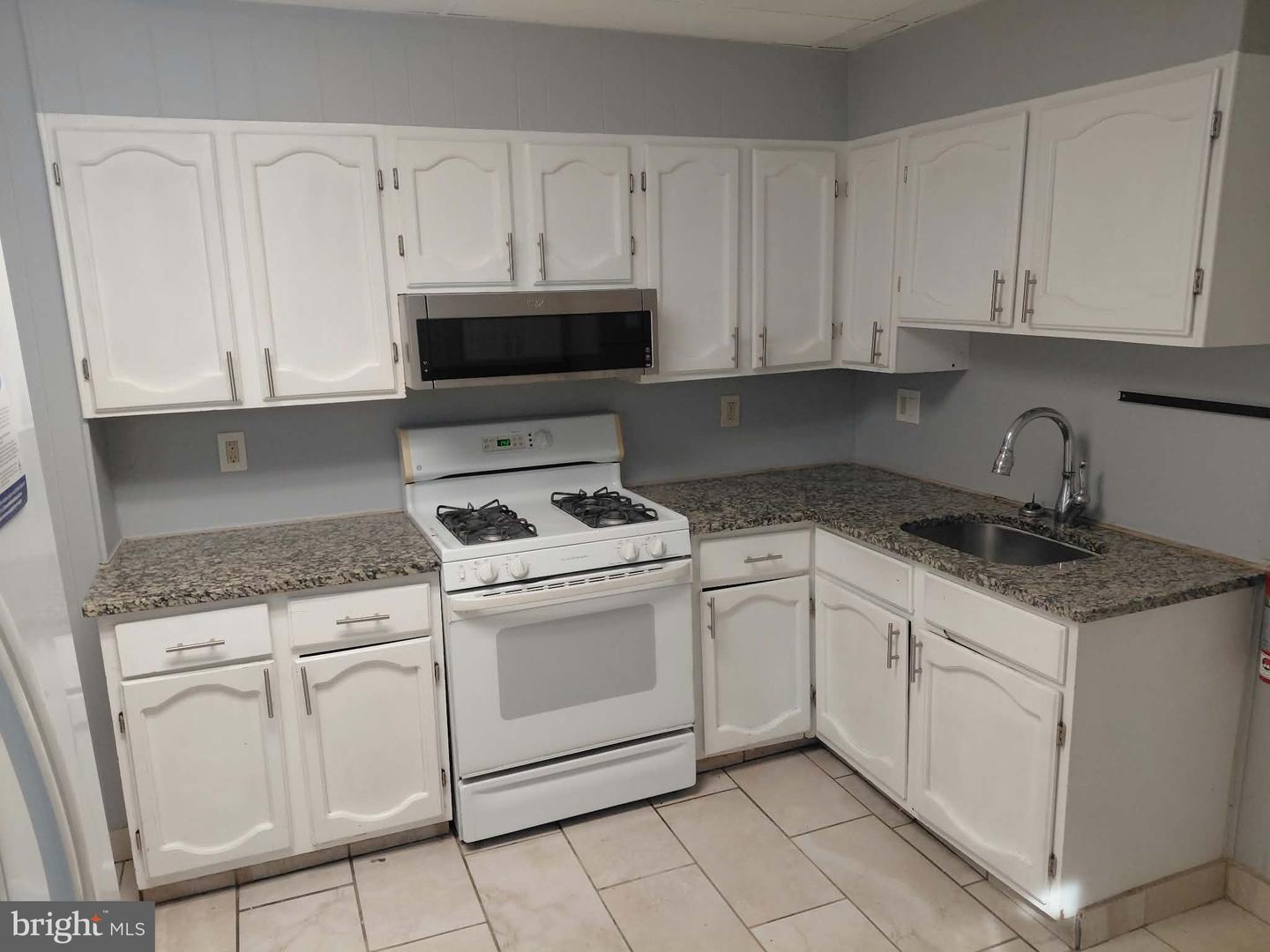 330 Seitz St Property Photo 8
