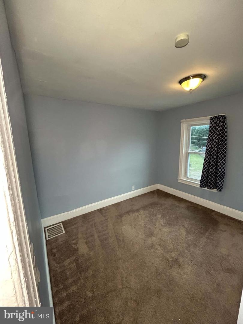 330 Seitz St Property Photo 15