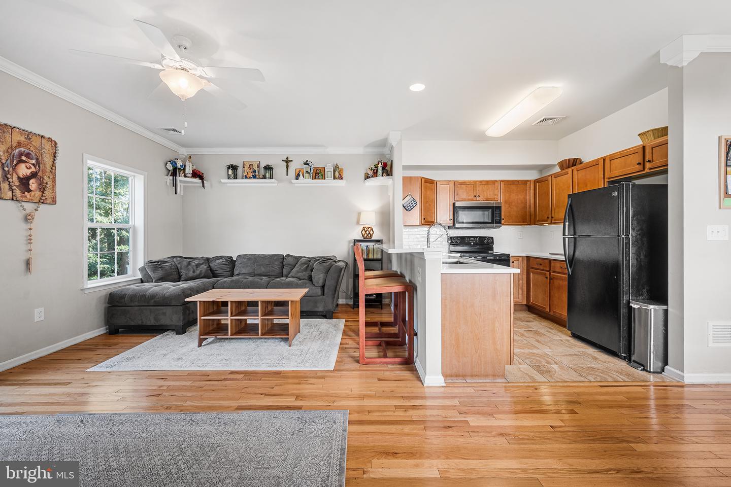 1537 Crest Park Ct Property Photo 6