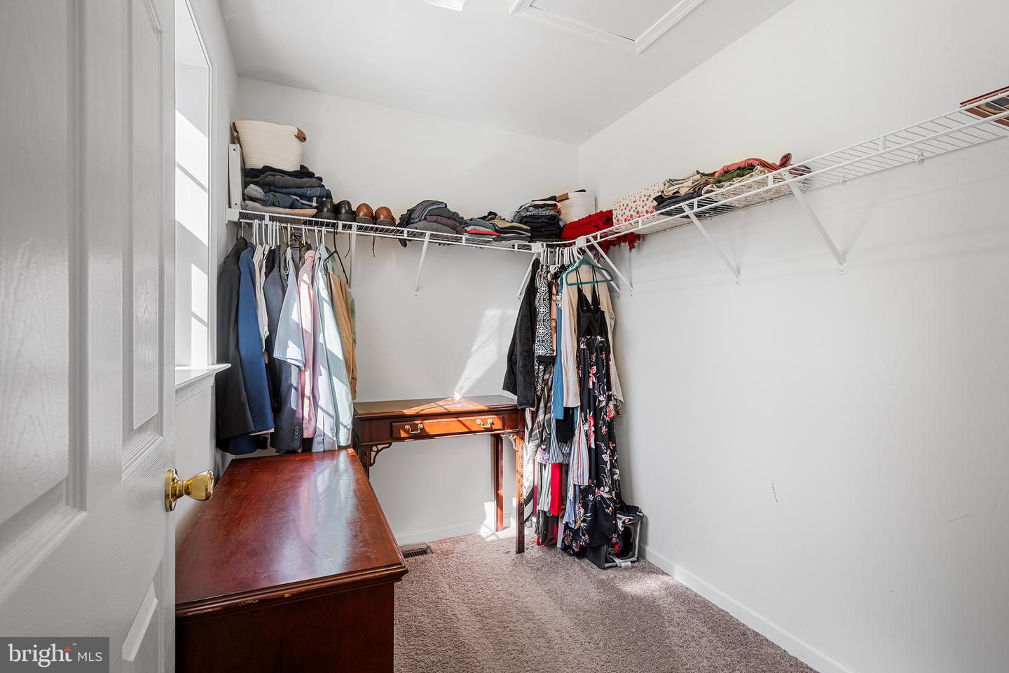 1537 Crest Park Ct Property Photo 23