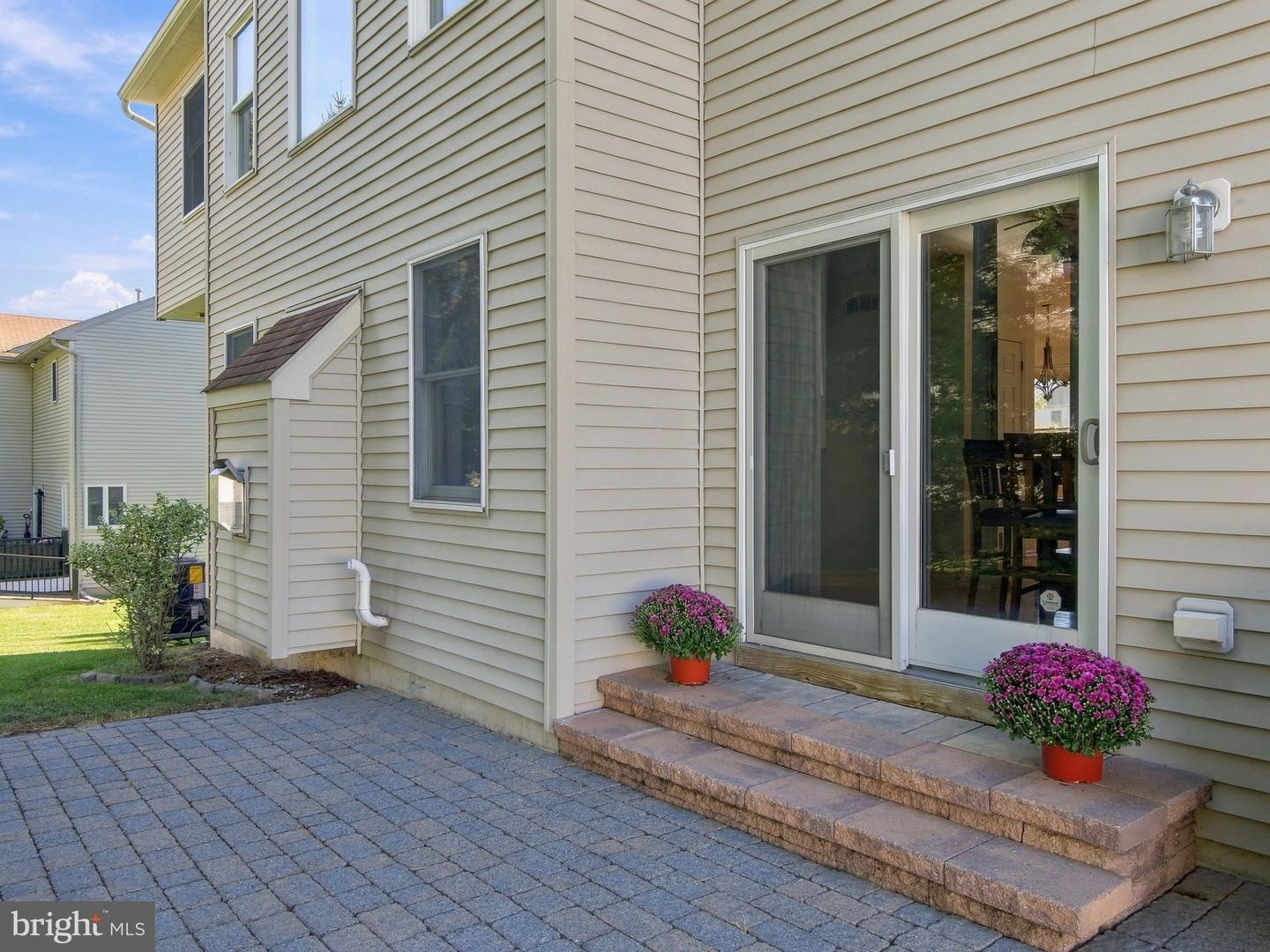 2512 Martin St Property Photo 16