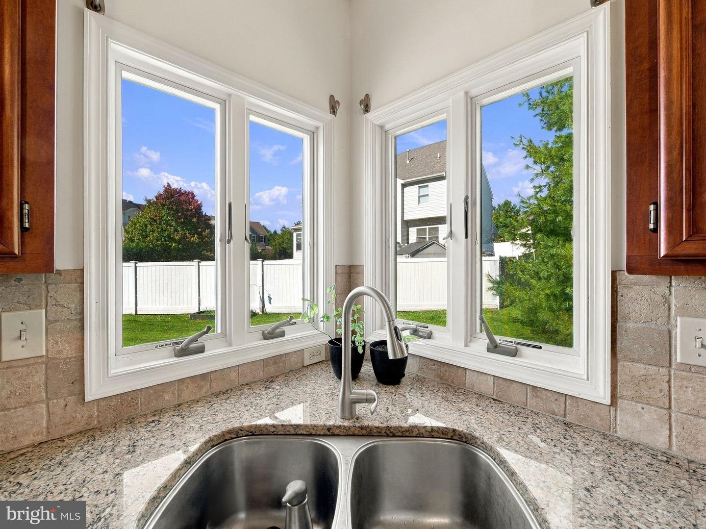 2512 Martin St Property Photo 43