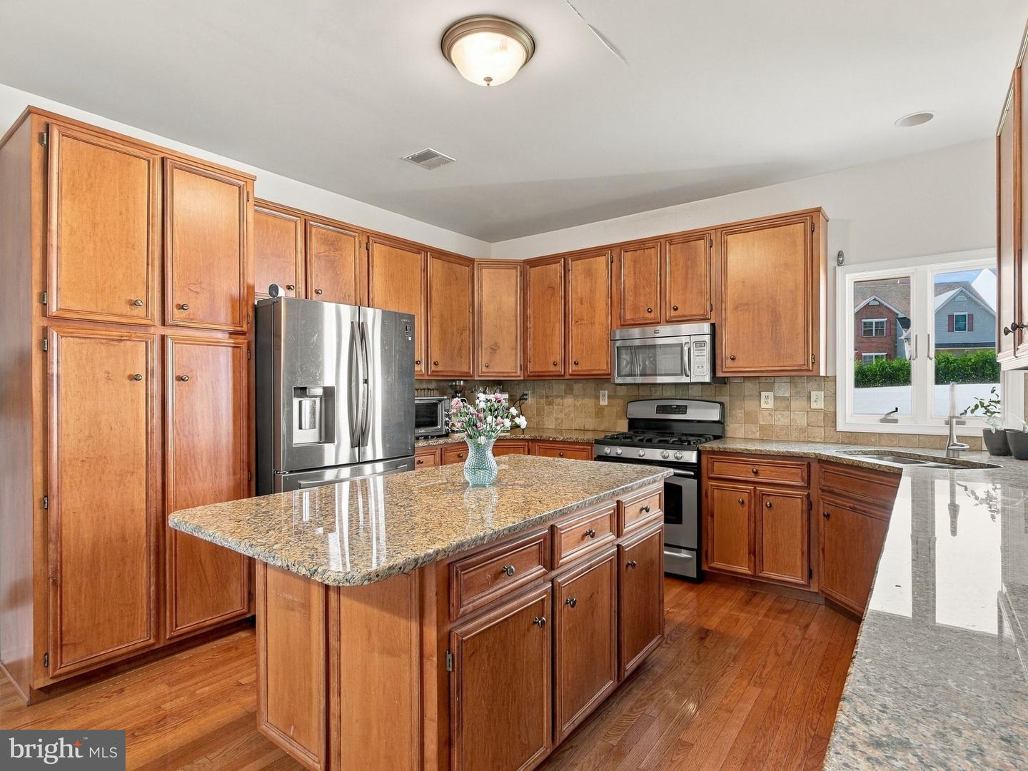 2512 Martin St Property Photo 47