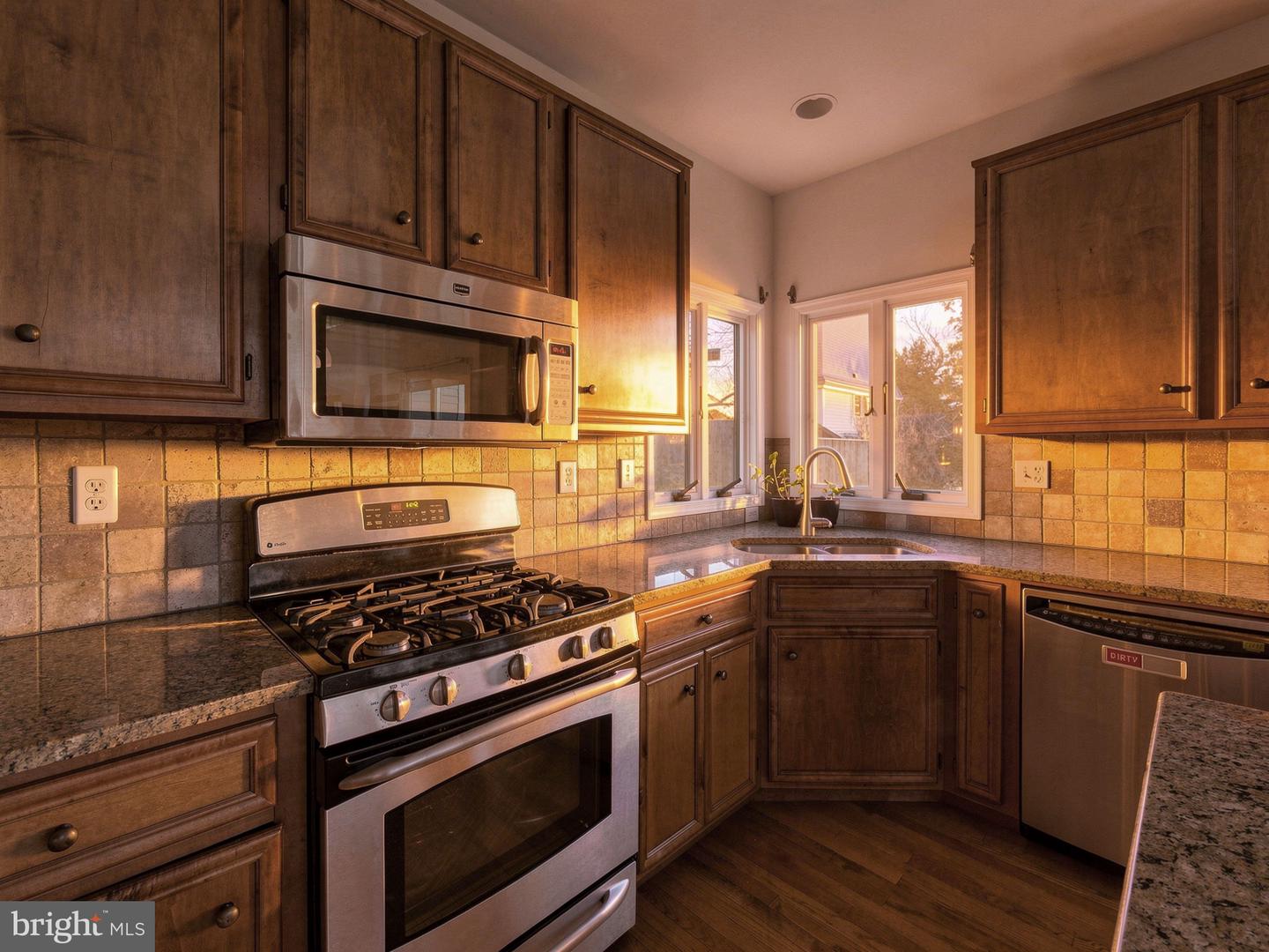 2512 Martin St Property Photo 48