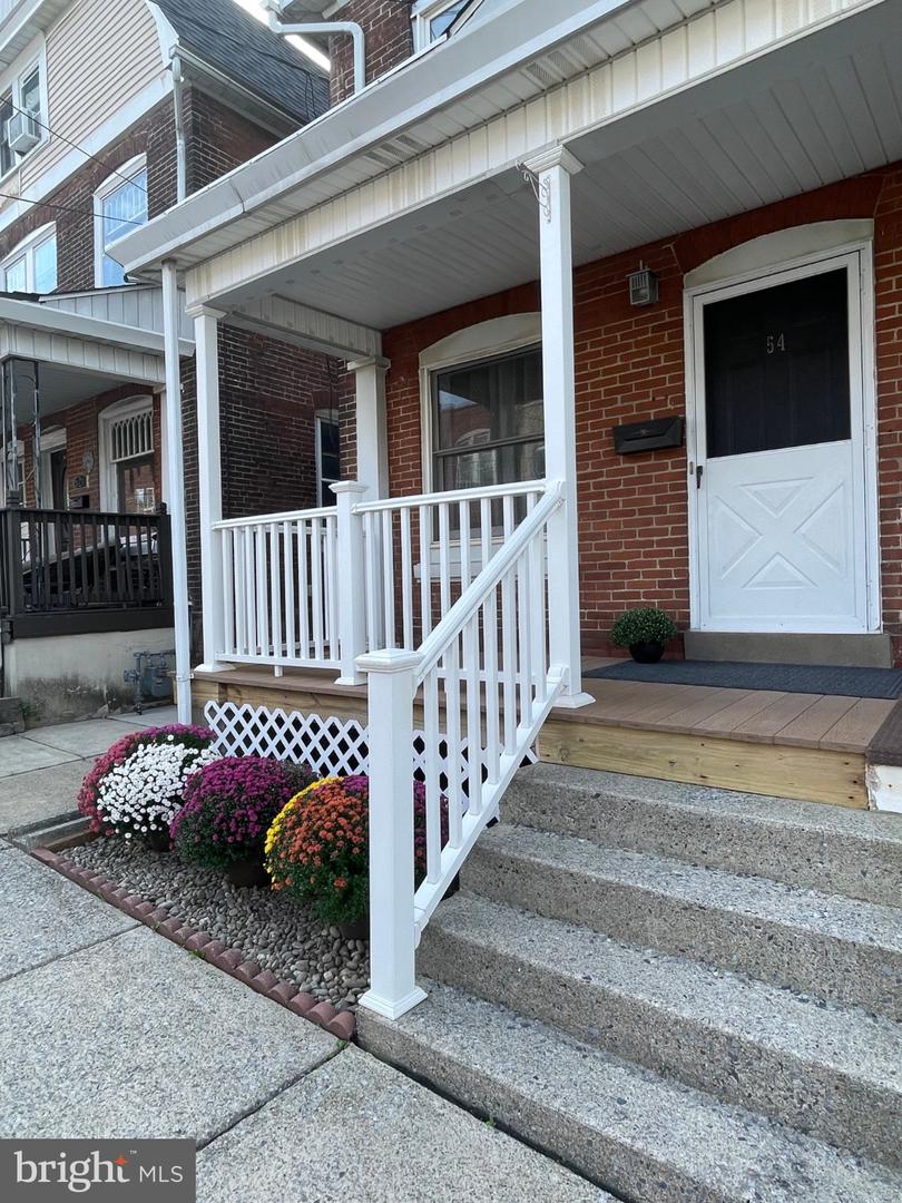 54 W Saucon St Property Photo 2