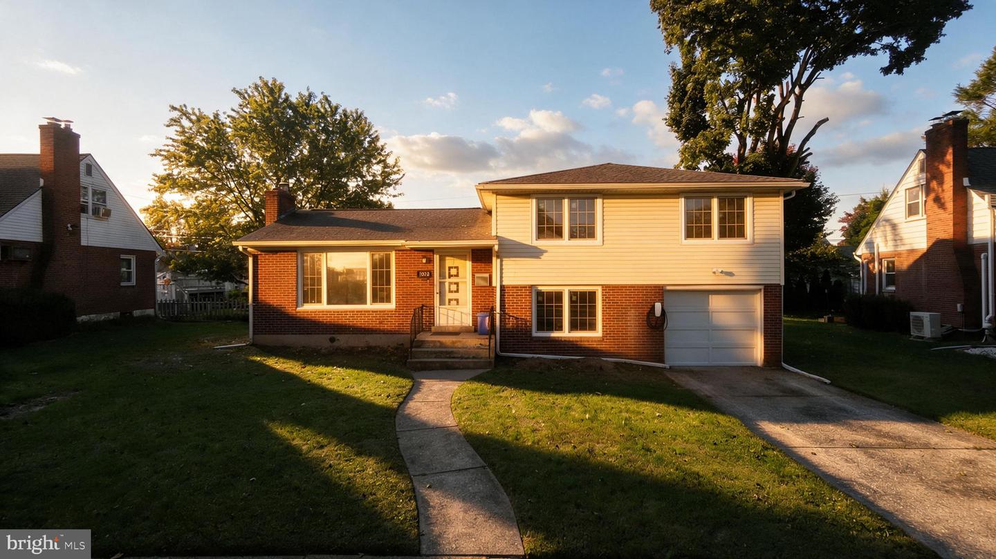 1823 Major St Property Photo 1