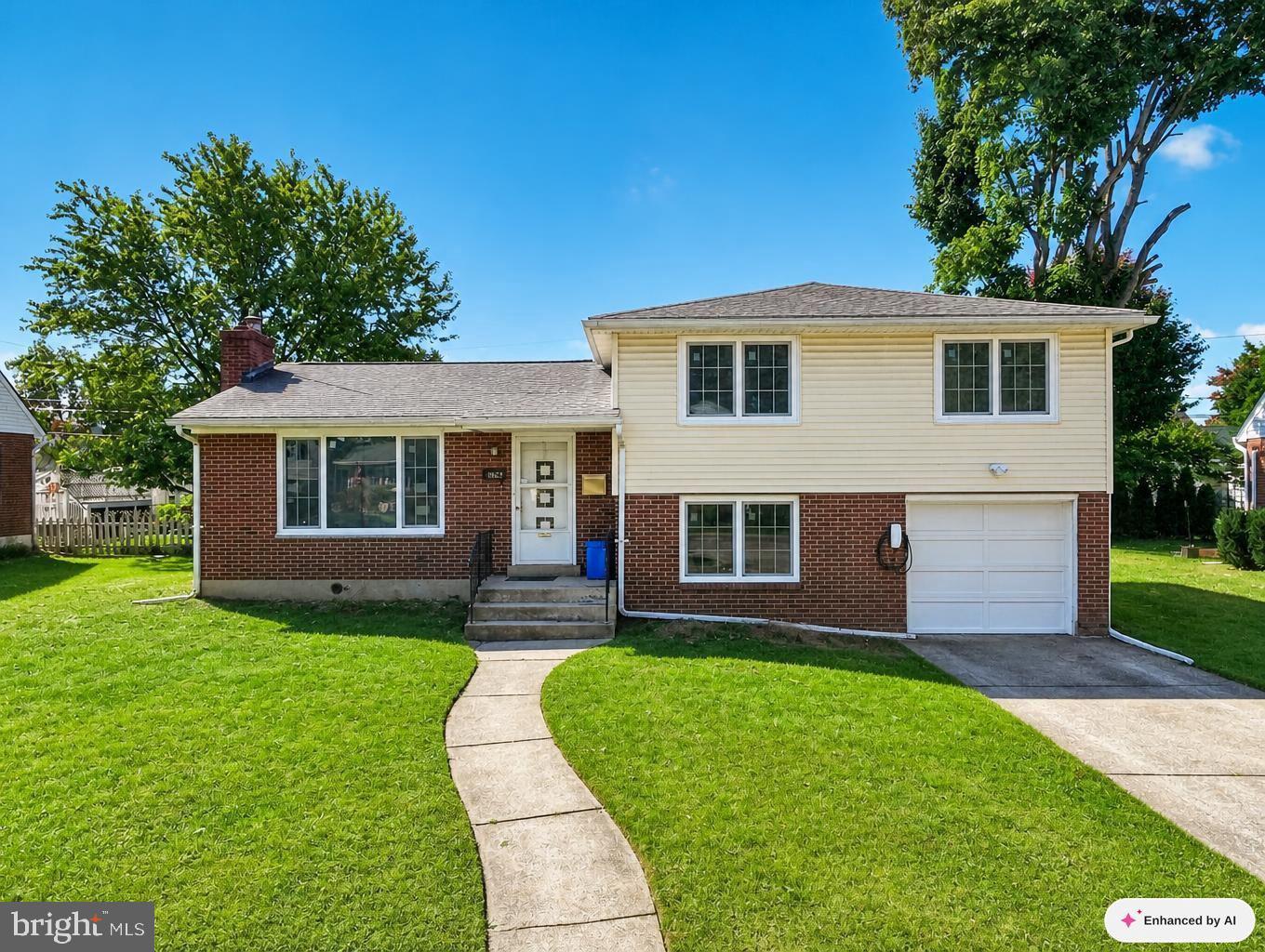 1823 Major St Property Photo 2