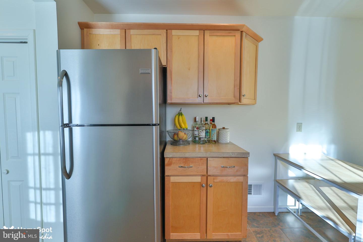37 W Ettwein St Property Photo 15