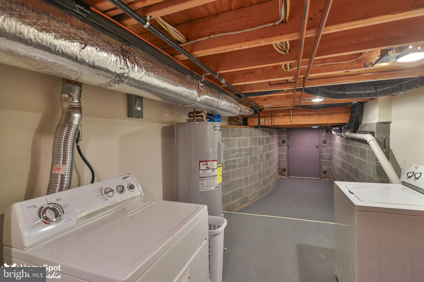 37 W Ettwein St Property Photo 31
