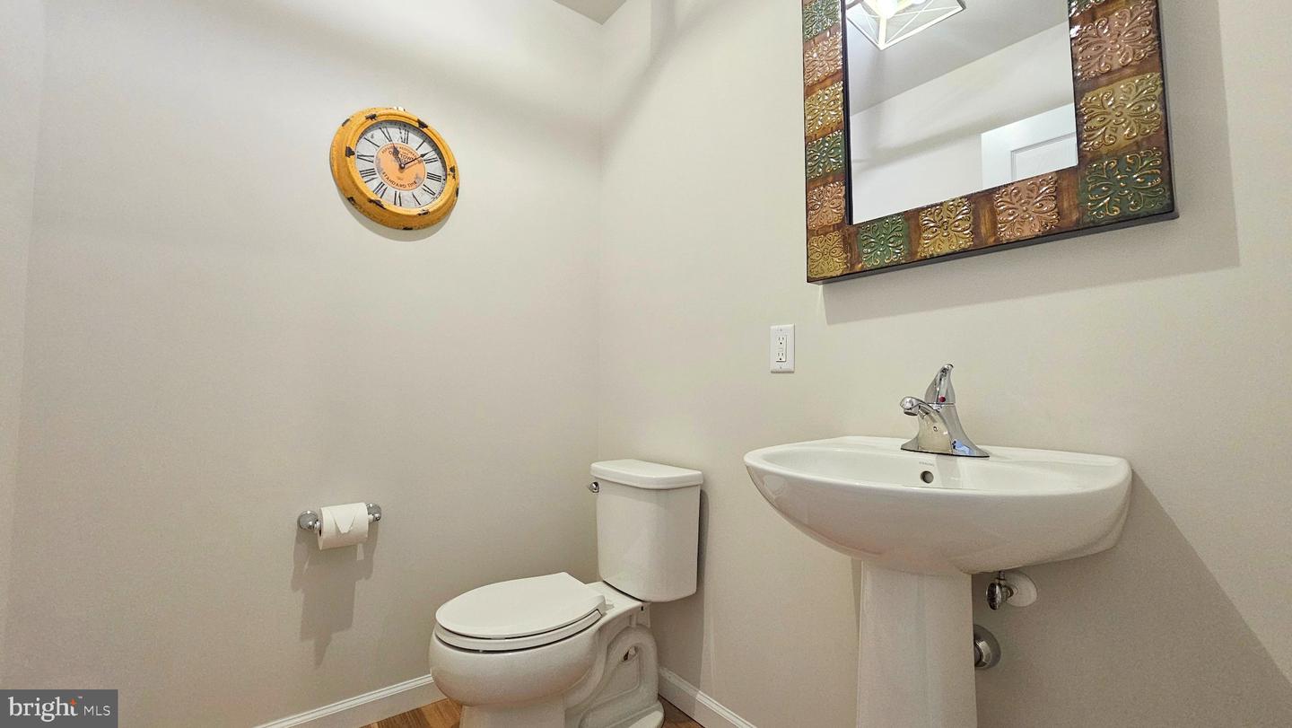 2645 Longridge Dr Property Photo 26