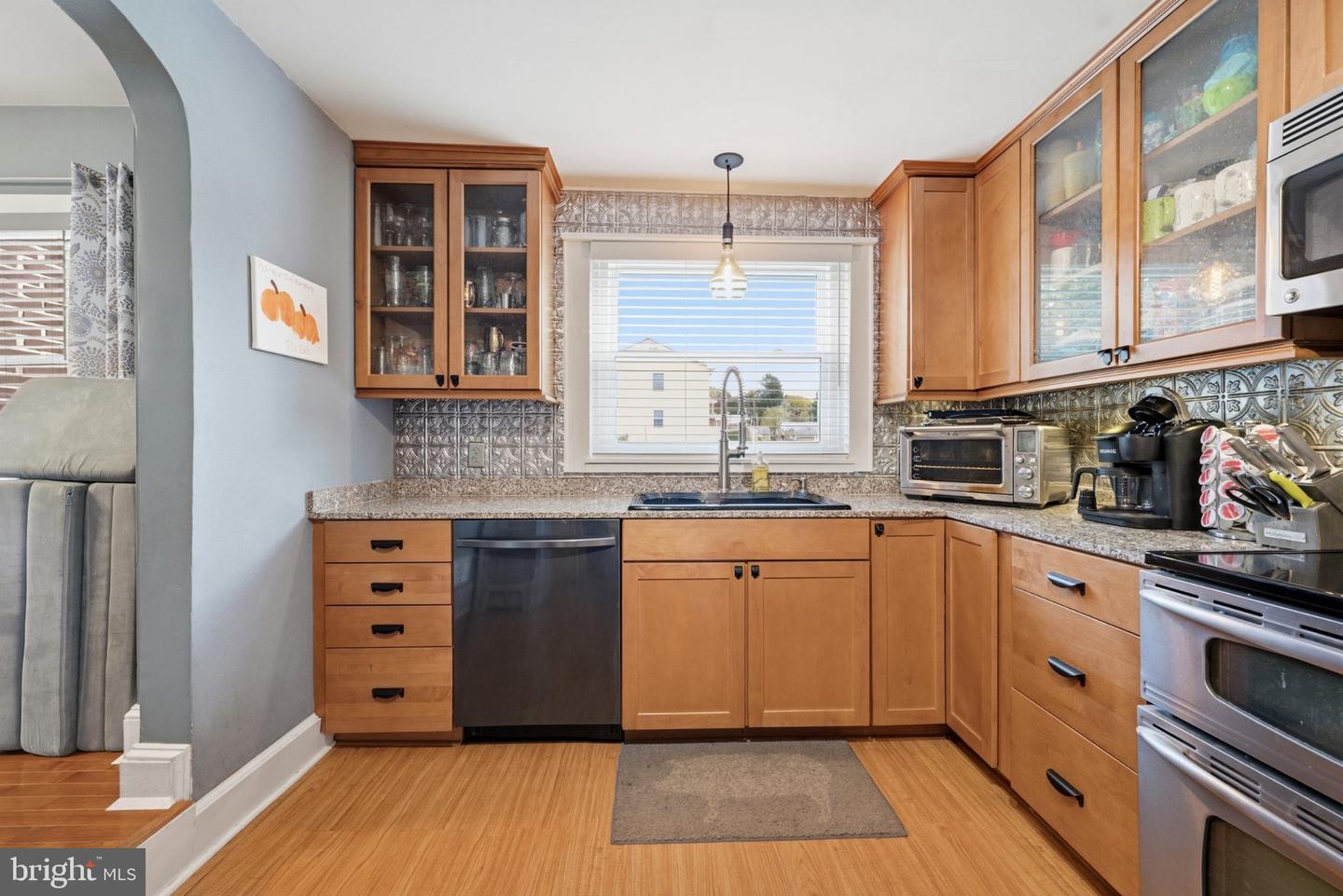 1482 N Pine St Property Photo 10