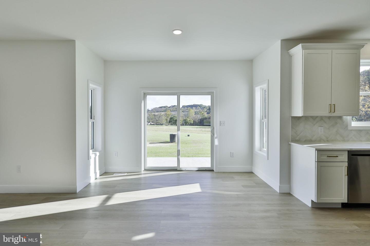 2805 Whitetail Deer Dr Property Photo 24