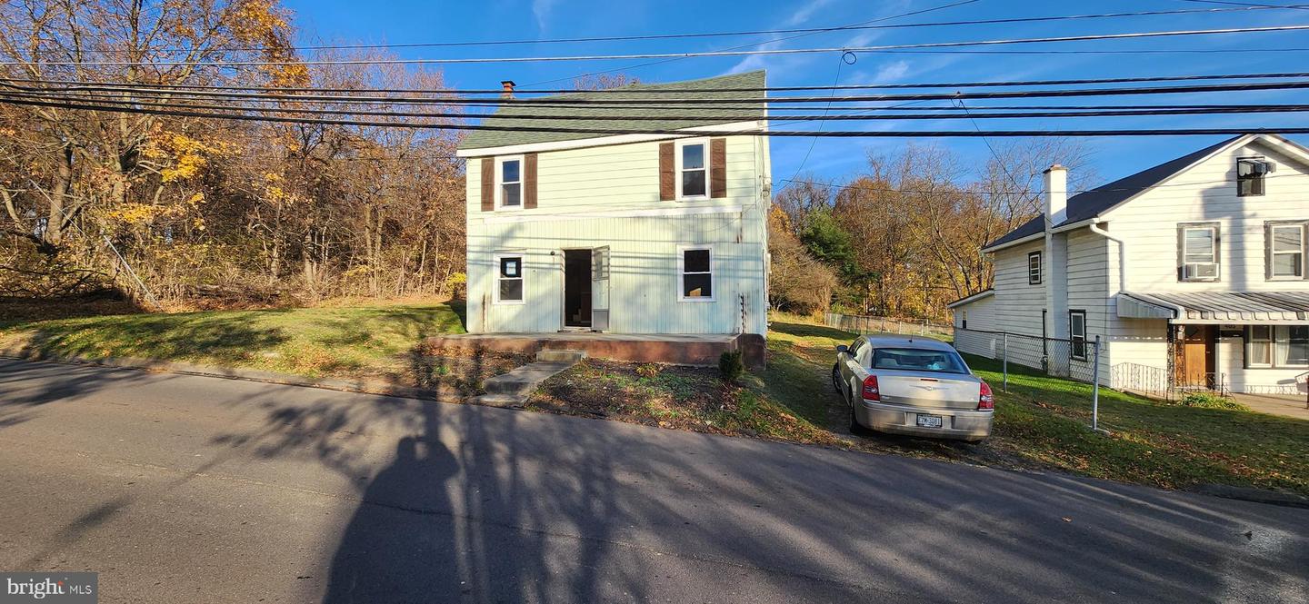 351 Brown Ave Property Photo 1