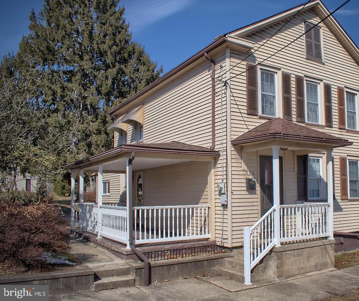 573 Water St Property Photo