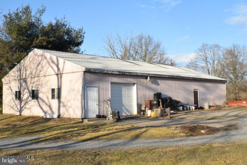 201 Harveys Ln Property Photo 17