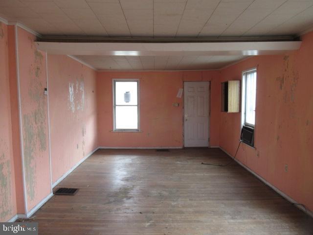 877-879 S 2nd St Property Photo 22