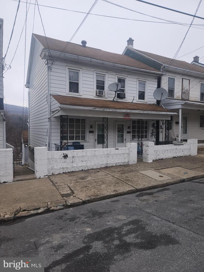 1257-1259 Pulaski Ave Property Photo 1