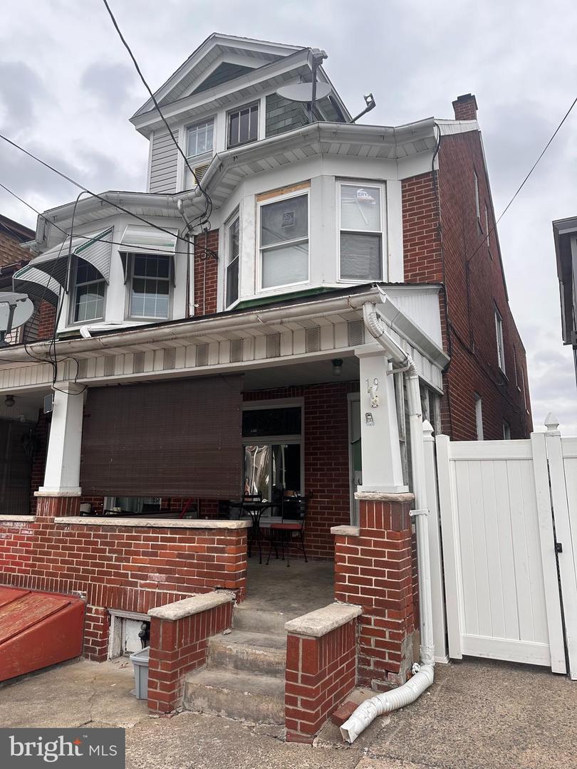 19 S 3rd St Property Photo